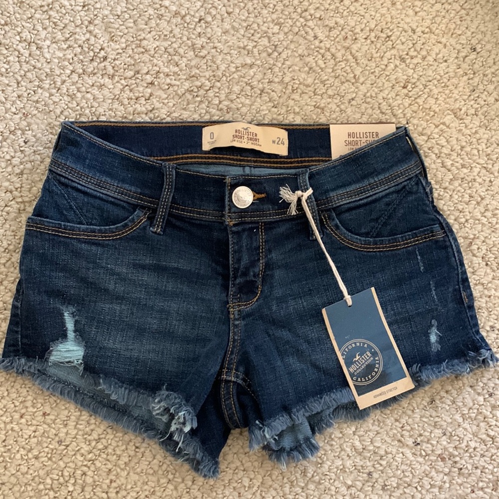 Brand New Hollister Low Rise Short-Short